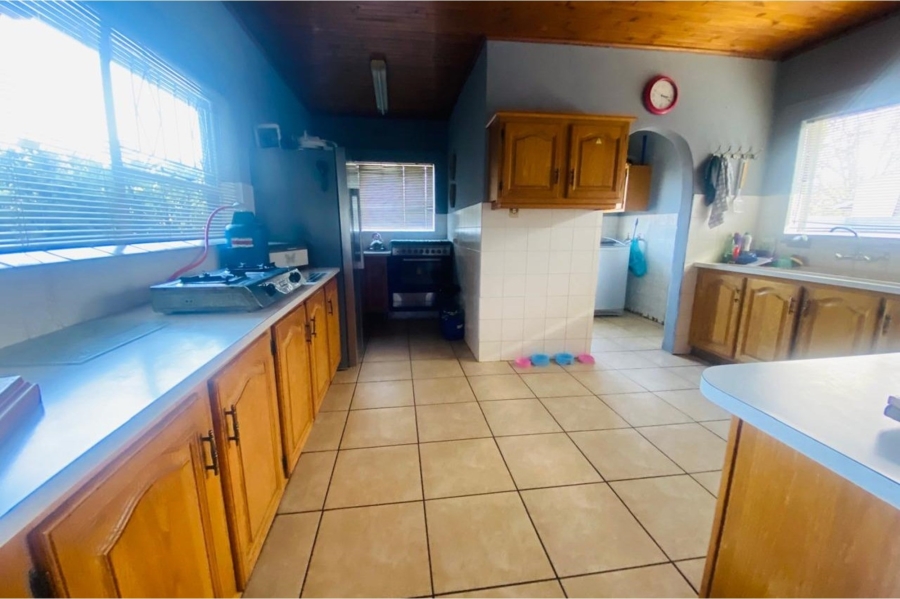 5 Bedroom Property for Sale in Sasolburg Free State